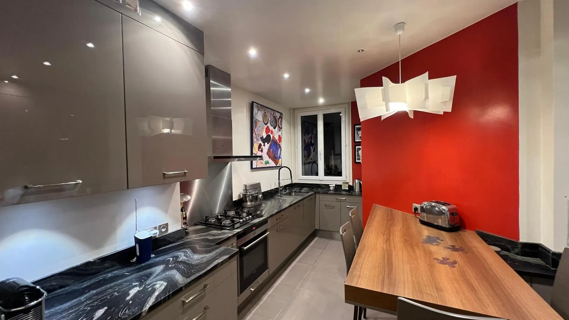 Appartement De Grand Standing En Plein Coeur De Paris A Proximite Du Trocadero